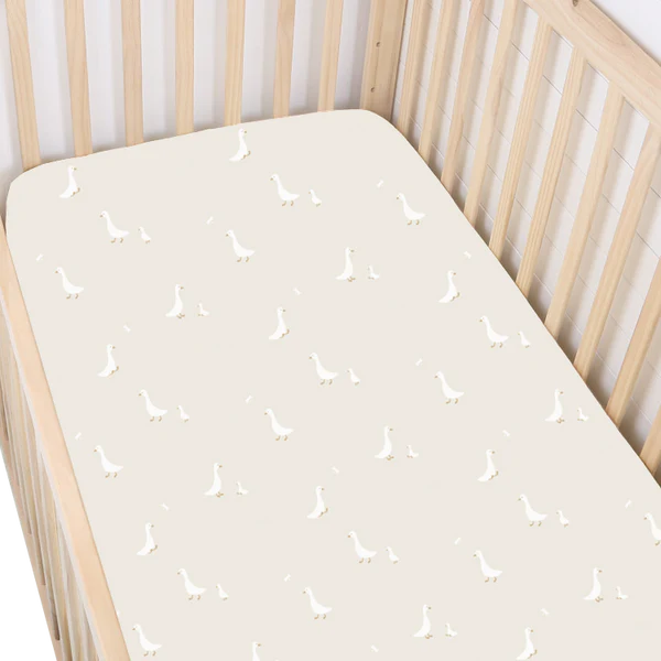 Gunamuna Crib Sheet - Goose