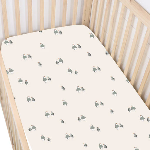 Gunamuna Crib Sheet - Penguin