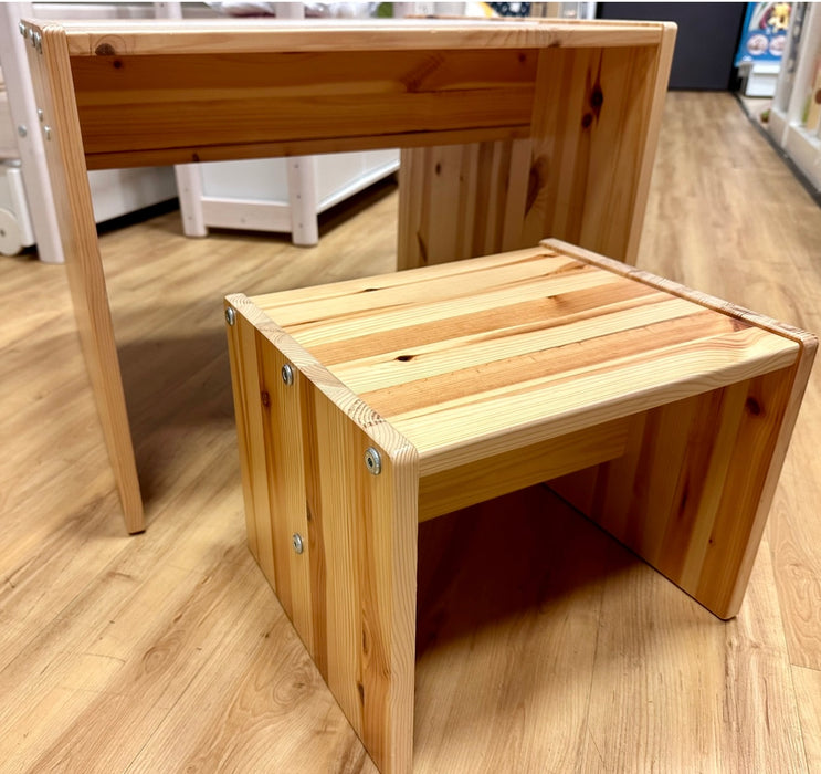 FLEXA Table with Storage Box & 2 Chair Set  (Floormodel/IN STORE PICK UP ONLY)