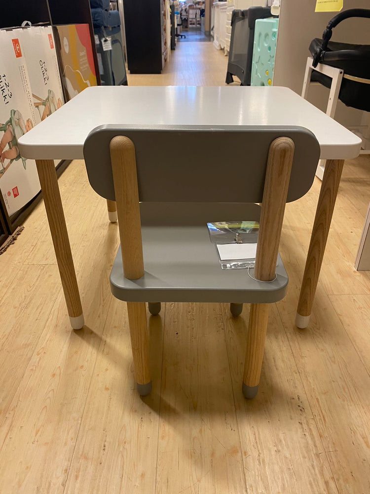 Flexa Play Table White + Grey Chair (Floormodel/IN STORE PICK UP ONLY)