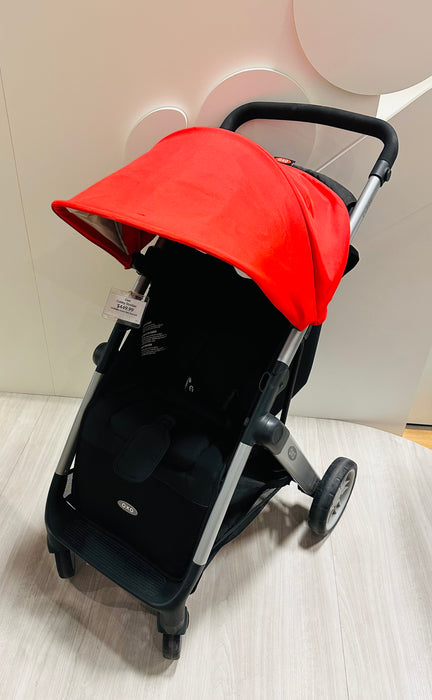 OXO Cubby Stroller - Red (Markham Floormodel/IN STORE PICK UP ONLY