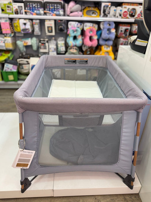 Maxi Cosi Swift Playard - Cascade Grey (Markham Floormodel/IN STORE PICK UP ONLY)