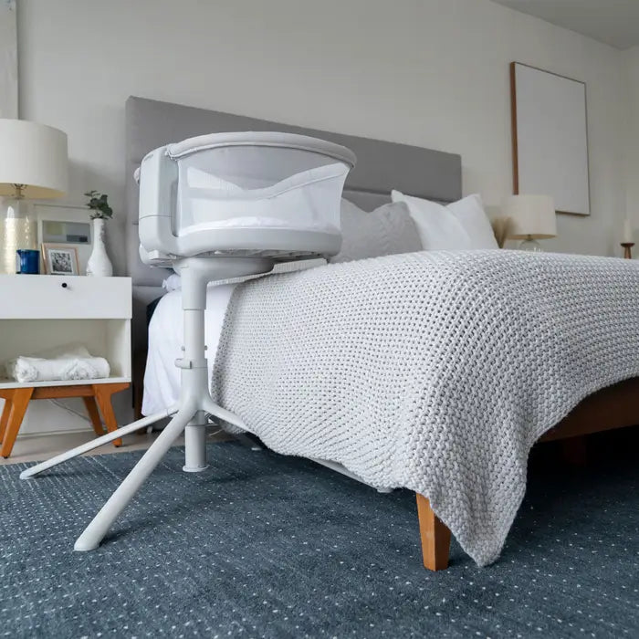 Halo Luxe Bassinest Swivel Sleeper CanaBee Baby