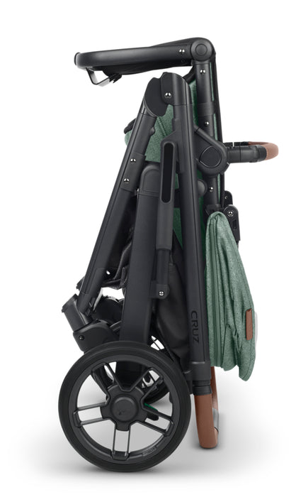 Uppababy Cruz V2 Stroller - Gwen