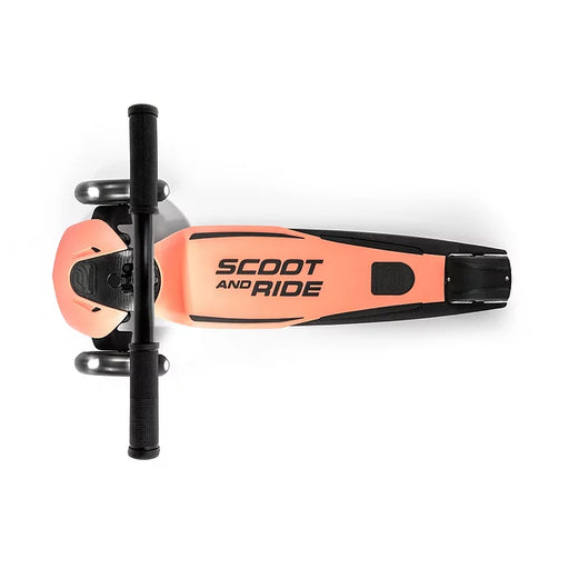 Scoot & Ride Highwaykick 5 LED - Peach