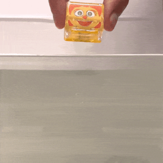Glo Pals Light up Cubes Sesame Street - Julia Orange (4 Cubes)