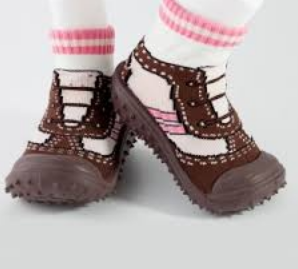 Kids on the Go Indoor/Outdoor Socks Size 4